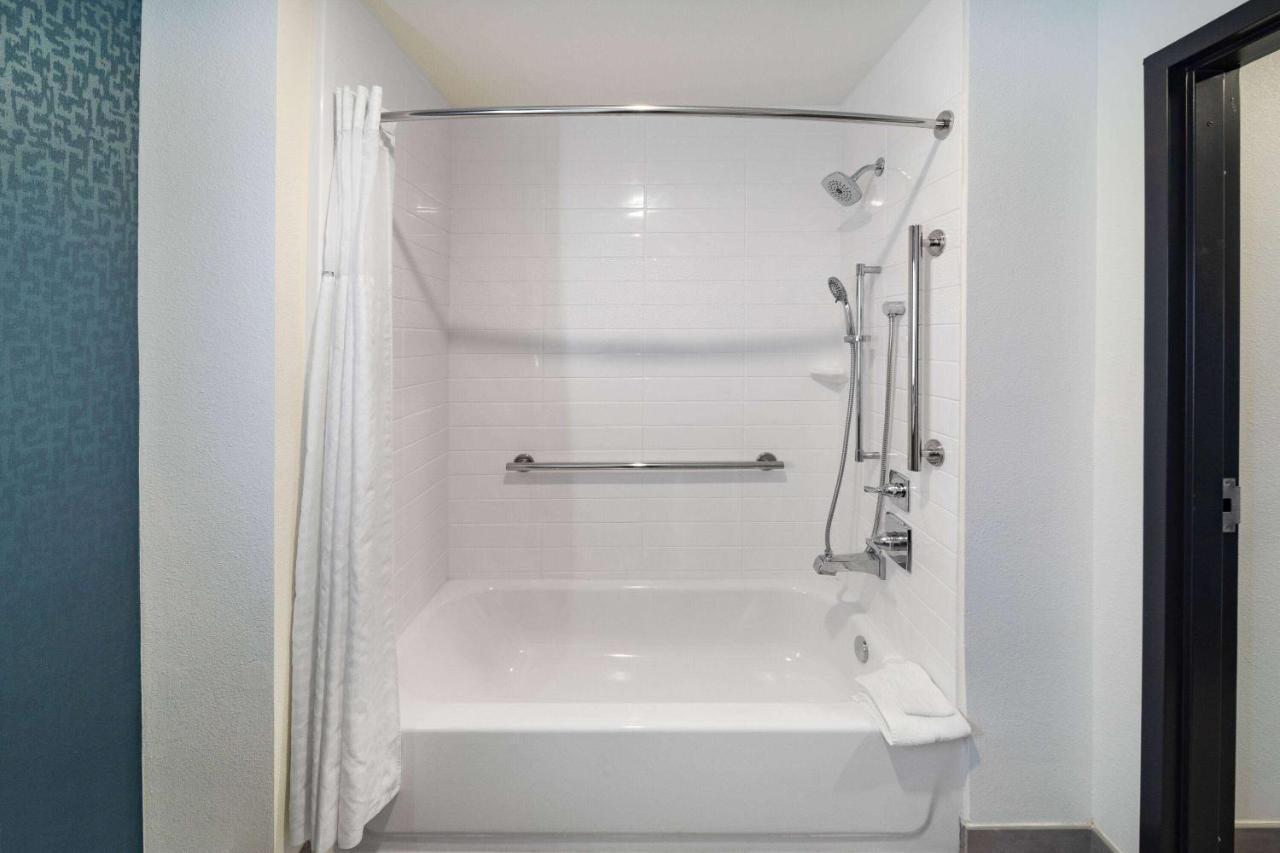 La Quinta Inn & Suites By Wyndham Texas City I 45 מראה חיצוני תמונה